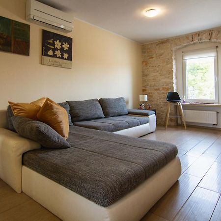 Apartment Lungomare Pula Ngoại thất bức ảnh