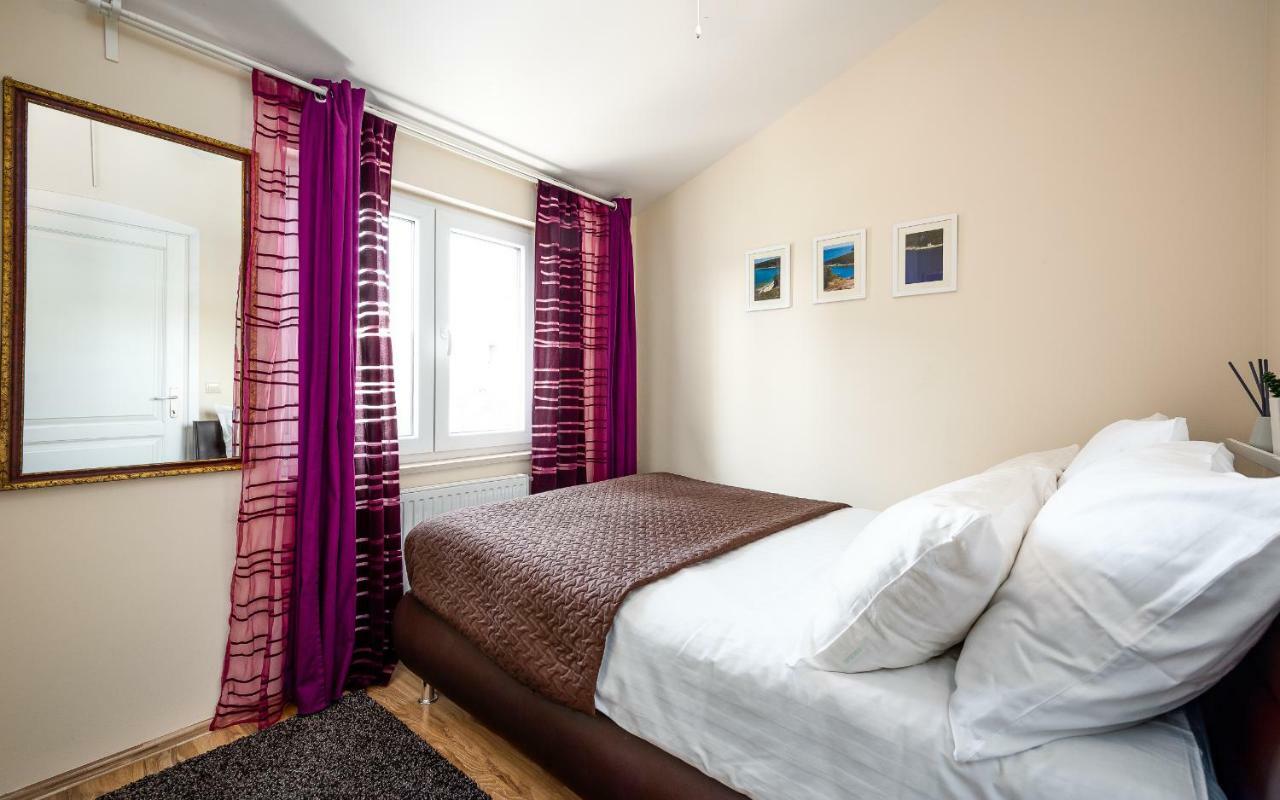 Apartment Lungomare Pula Ngoại thất bức ảnh